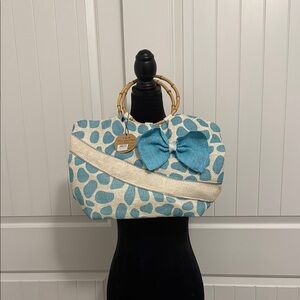 Victoria Leland Designs
cream and Blue Mosaic Tote Bag with Structured Design